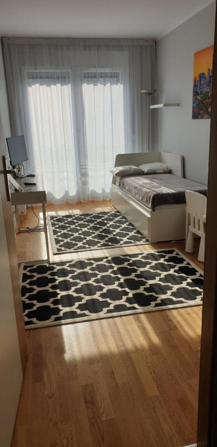 River Deluxe Atal Towers Apartment Breslau Exterior foto
